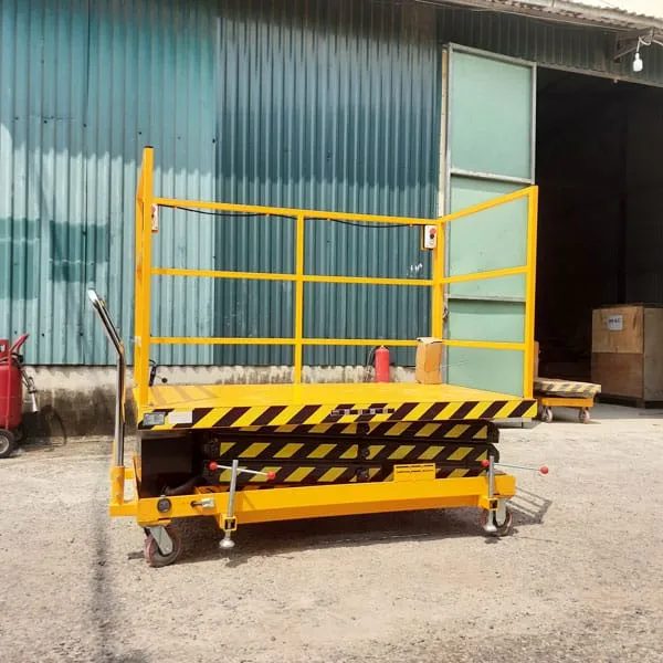 Bàn nâng điện 500kg nâng cao 4m