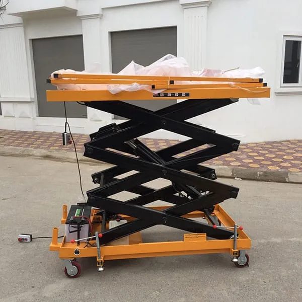 BÀN NÂNG ĐIỆN 3M hãng Staxx hiệu quả nhất hiện nay