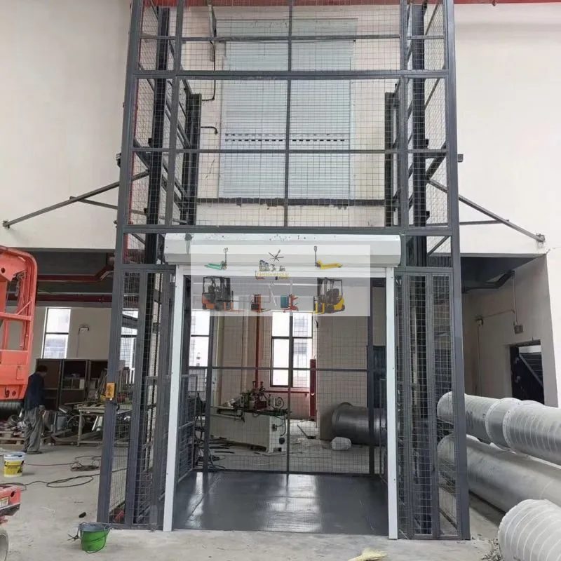 Báo giá thang nâng hàng 4 tấn cho nhà xưởng tại Vĩnh Long