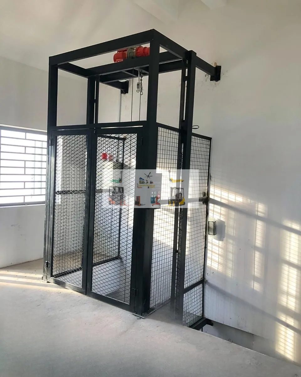 Chi phí thang nâng hàng 300kg lên tầng lửng cho nhà phố tại Đồng Tháp