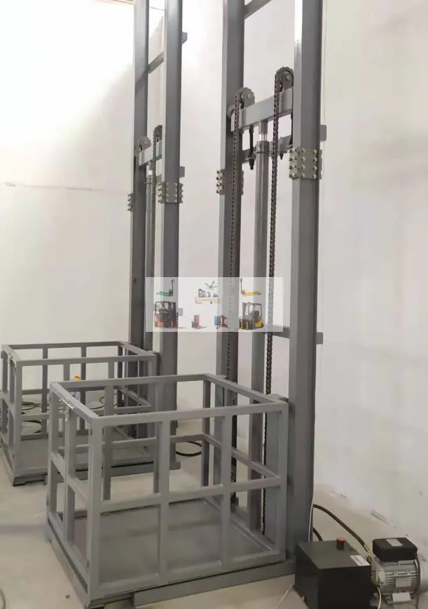 Quy trình xếp dỡ vải cuộn lên thang nâng hàng 250kg