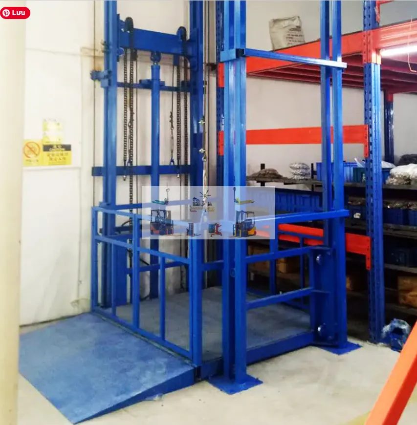 Chi phí lắp đặt thang nâng hàng 900kg phụ thuộc vào nhiều yếu tố