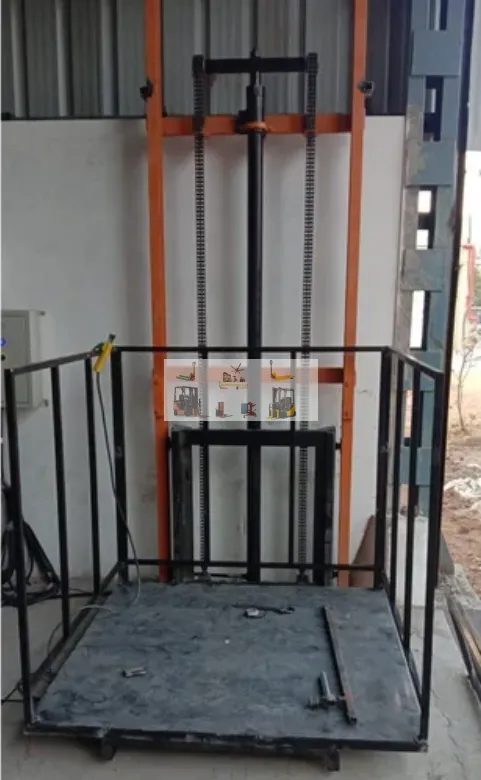 Tình huống thực tế tư vấn thang nâng hàng cho kho nông sản