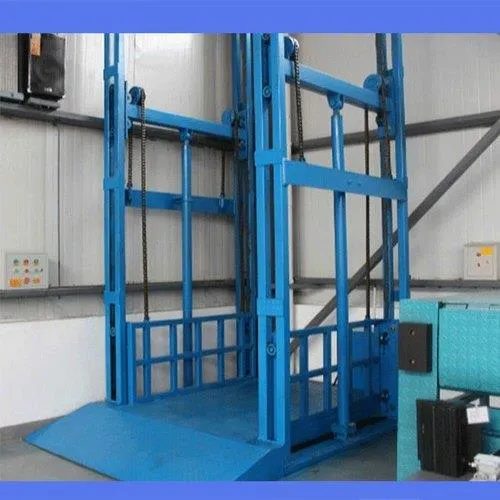 Lắp đặt thang nâng hàng thủy lực 3 tấn tại KCN Sài Gòn Bình Phước