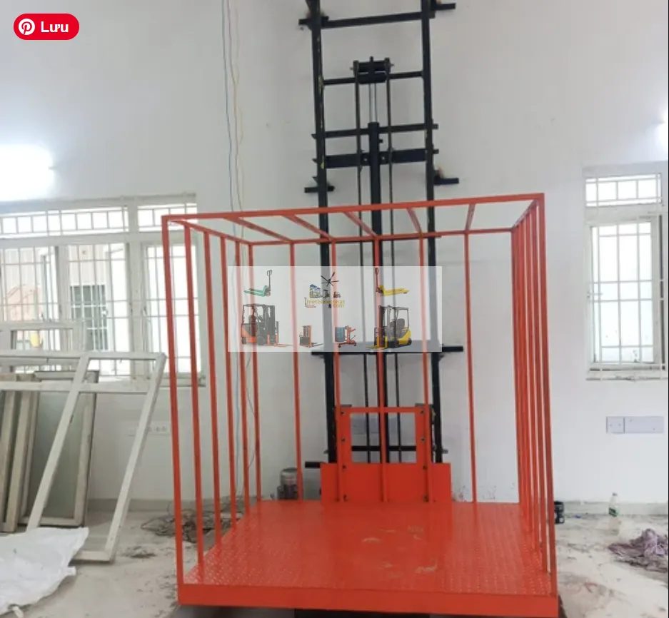 Lắp đặt thang nâng hàng 800kg hiệu quả cho kho phôi thép