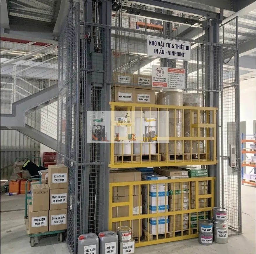 Có nên lắp thang nâng hàng 1.5 tấn cho nhà xưởng tại Hà Tĩnh?