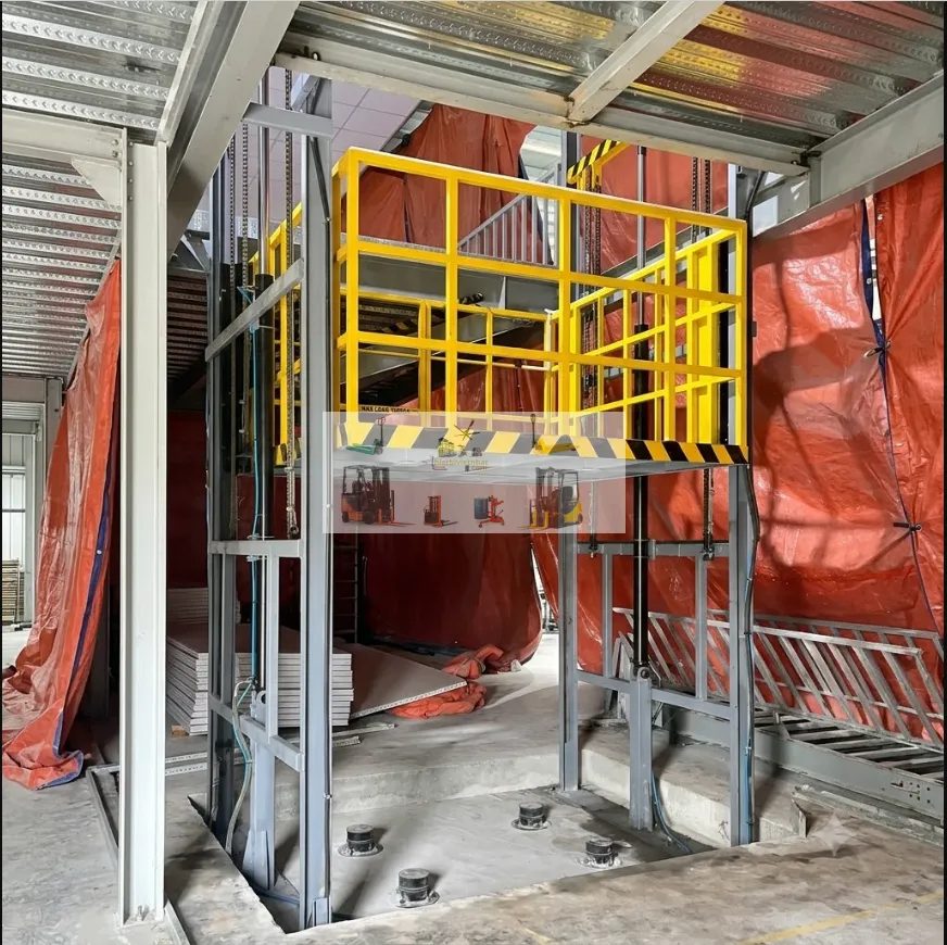 Lắp đặt thang nâng hàng thủy lực 500kg tại KCN Linh Trung TP.HCM
