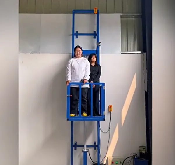 Tư vấn thang nâng hạ 150kg cho kho điện máy hiệu quả