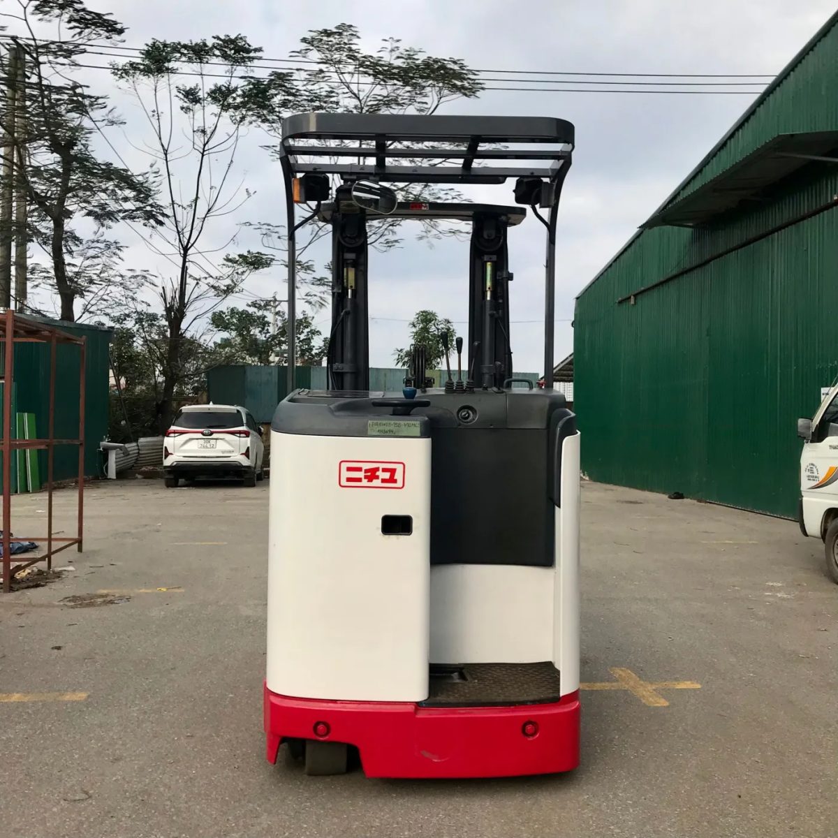 Xe nâng điện dứng lái cũ nhập khẩu