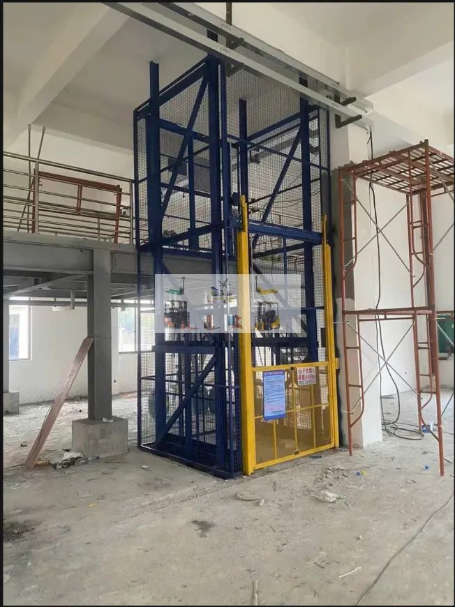 Thang Nâng Thủy Lực 1300kg (1.3 Tấn): Nhập Khẩu 100%, Sỉ & Lẻ Lắp Đặt Miễn Phí Toàn Quốc
