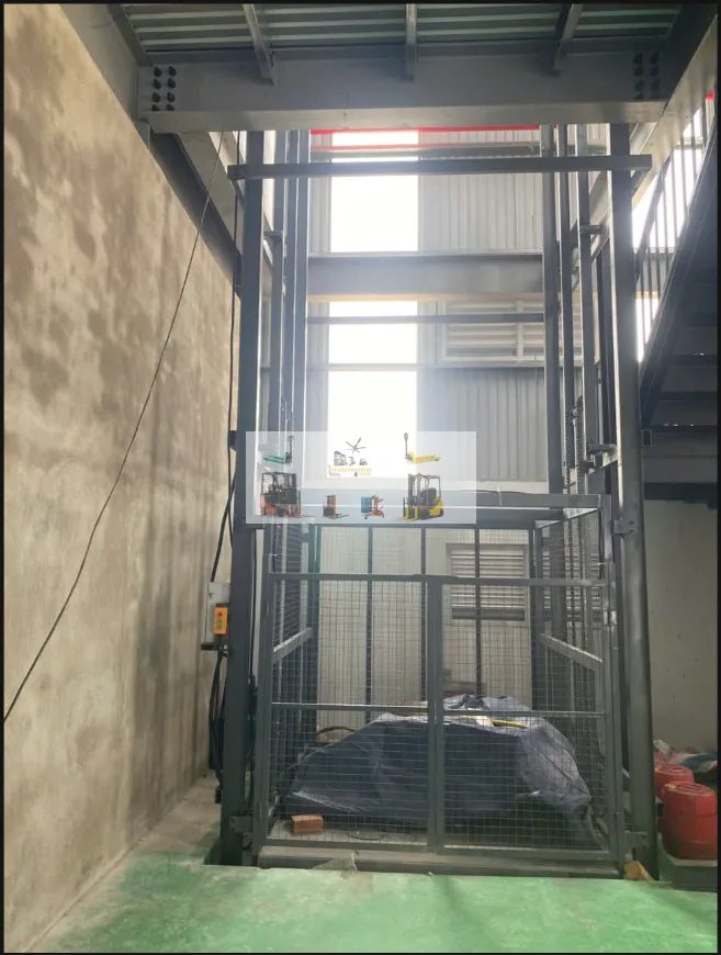 Thang Nâng Thủy Lực 1300kg (1.3 Tấn): Nhập Khẩu 100%, Sỉ & Lẻ Lắp Đặt Miễn Phí Toàn Quốc Thang Nâng Thủy Lực 1300kg (1.3 Tấn): Nhập Khẩu 100%, Sỉ & Lẻ Lắp Đặt Miễn Phí Toàn Quốc