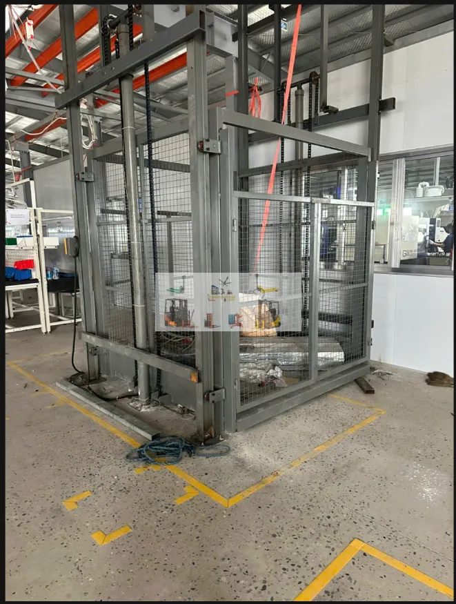 Thang Nâng Thủy Lực 1300kg (1.3 Tấn): Nhập Khẩu 100%, Sỉ & Lẻ Lắp Đặt Miễn Phí Toàn Quốc