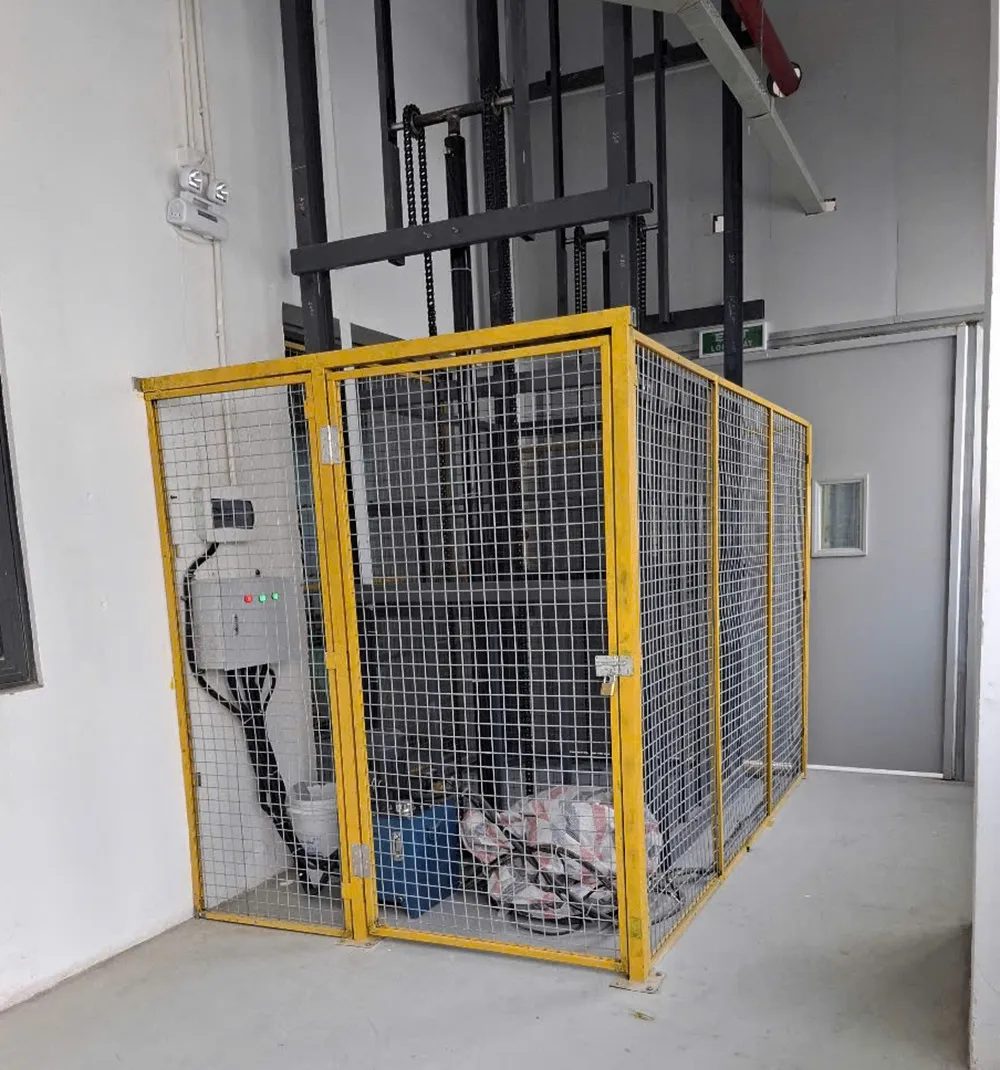 Thang Nâng Hàng Nhập Khẩu Giá Rẻ