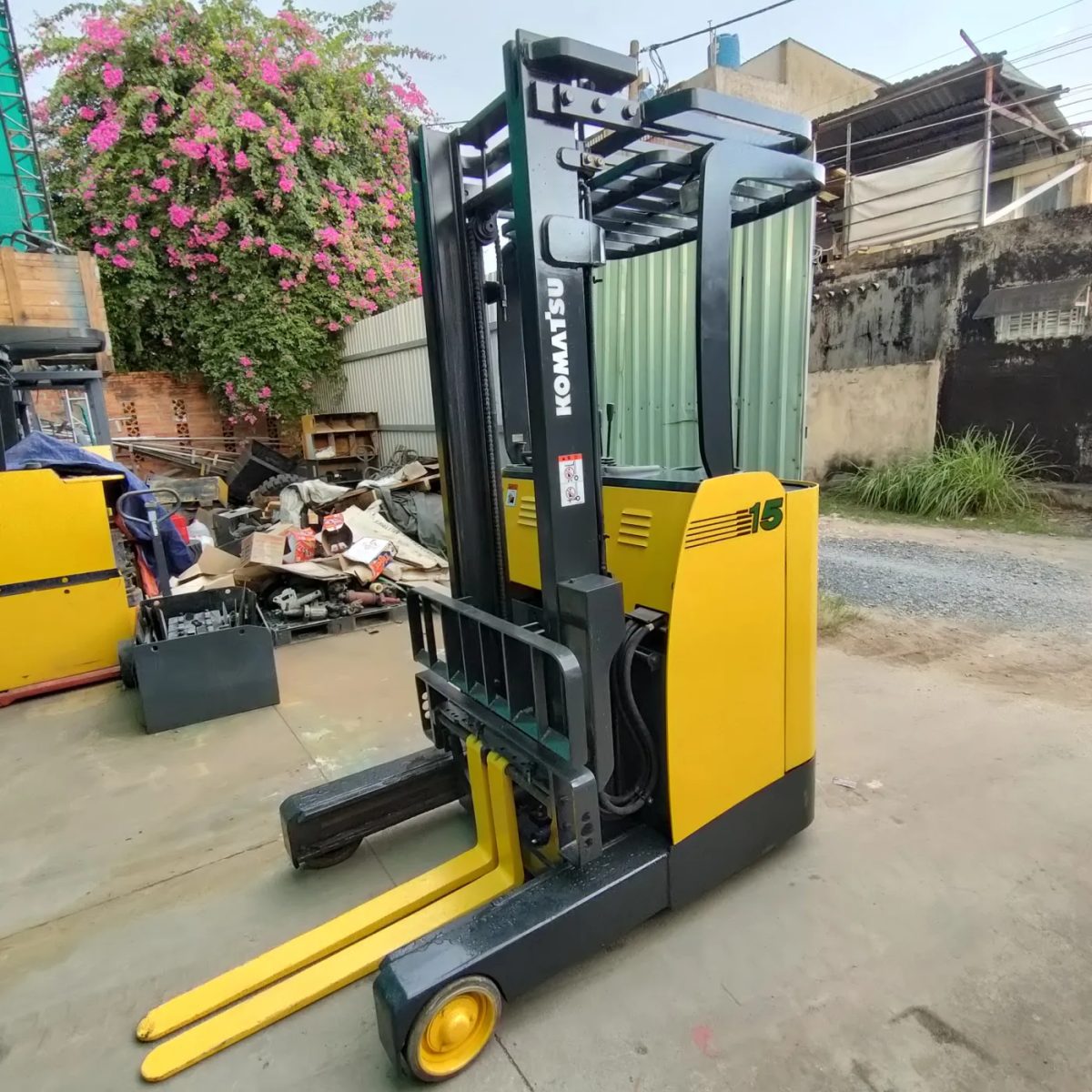 xe nâng điện đứng lái, xe nang dien dung lai, xe nang nhap khau, xe nâng nhập khẩu, xe nâng KOMATSU,
